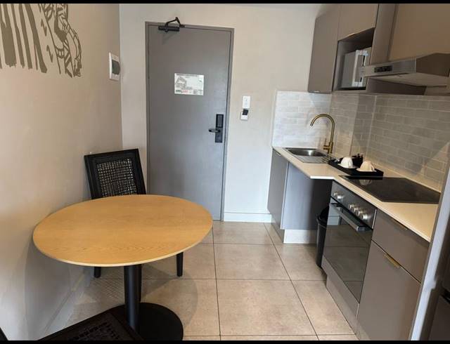 1 BEDROOM APARTMENT FOR SALE IN SANDTON CBD